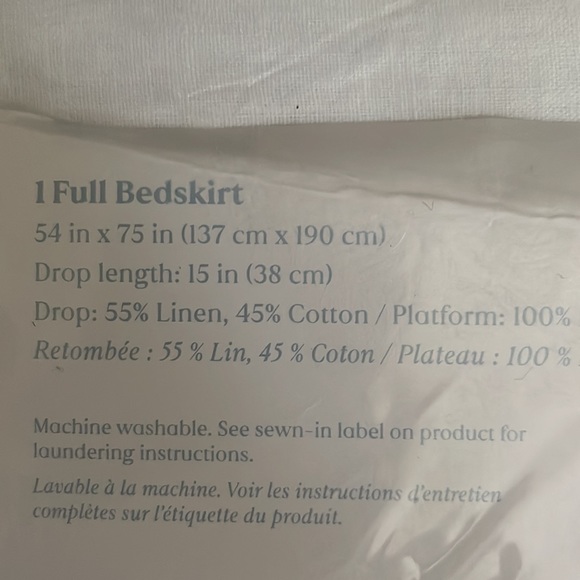 Nestwell Linen & Cotton BEDSKIRT in white. Full size, 54”x75”. Drop length 15”. - Picture 2 of 3